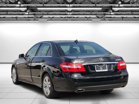 Used 2011 Mercedes-Benz E 350 BlueTEC Sedan image 9