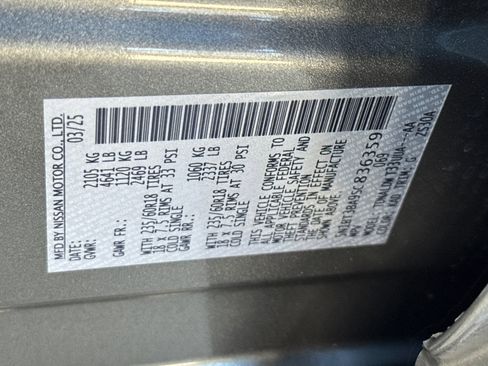 Used 2025 Nissan Rogue SV FWD image 21
