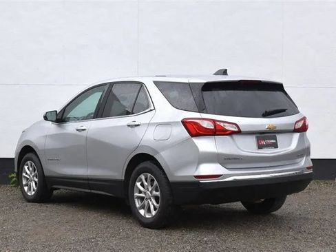 Used 2019 Chevrolet Equinox LT AWD/4WD image 2