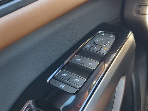 New 2025 Nissan Pathfinder Platinum w/ Cargo Package image 24