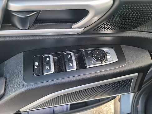 Used 2021 Kia Telluride S AWD/4WD image 14
