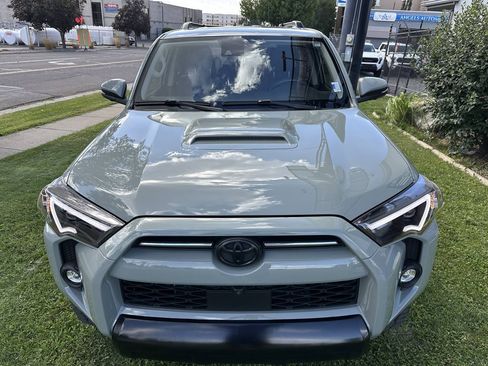 Used 2023 Toyota 4Runner TRD Off-Road Premium w/ Off Road Premium Plus Package AWD/4WD image 12