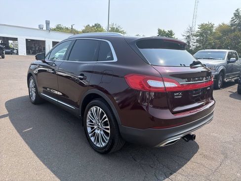 Used 2017 Lincoln MKX Reserve w/ Lincoln MKX Climate Package AWD/4WD image 3