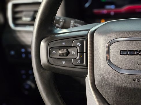 Used 2023 GMC Yukon Denali image 27