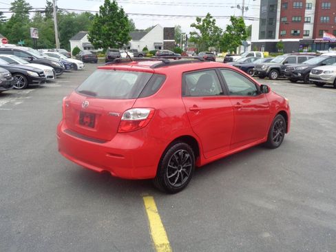 Used 2009 Toyota Matrix FWD image 12