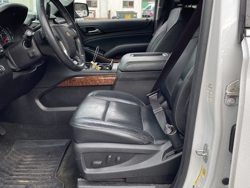 Used 2017 Chevrolet Suburban Premier AWD/4WD image 5