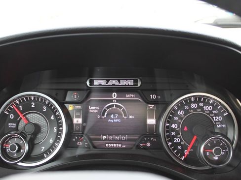 Used 2020 RAM 1500 Big Horn image 32