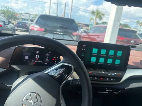 Used 2023 Volkswagen ID.4 Pro RWD image 21