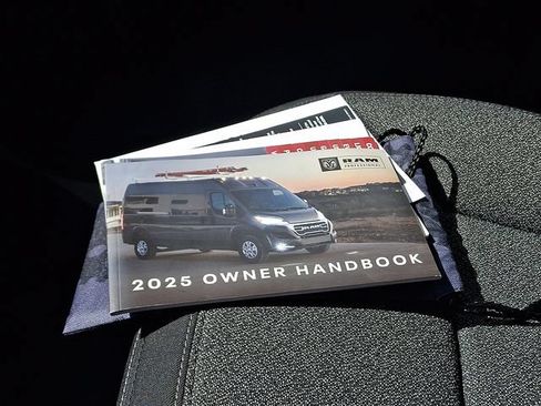 Used 2025 RAM ProMaster 2500 w/ U-Haul Equipment Group FWD image 23