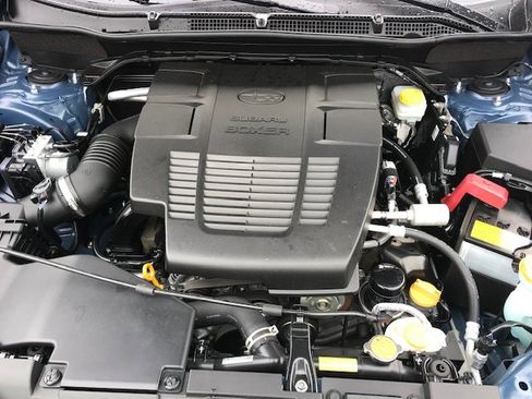 Used 2023 Subaru Forester Premium w/ Popular Package #2 AWD/4WD image 11