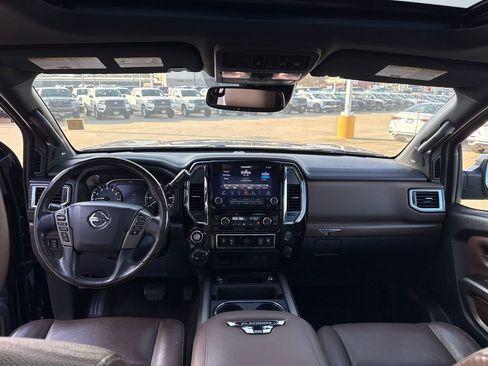 Certified 2021 Nissan Titan Platinum Reserve w/ Moonroof Package image 29