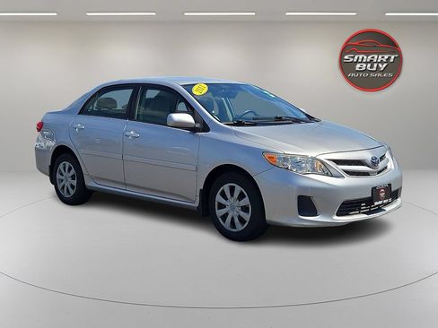 Used 2011 Toyota Corolla LE FWD image 4
