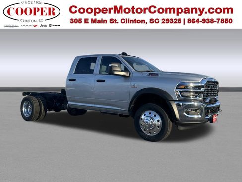 New 2026 RAM 4500 Tradesman w/ Chrome Appearance Group image 1