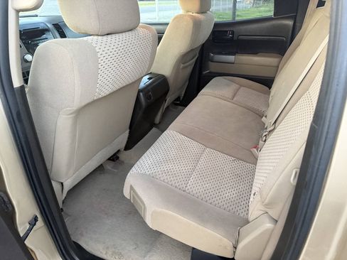 Used 2010 Toyota Tundra 4x4 Double Cab image 11