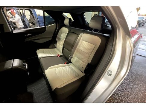 Used 2019 Chevrolet Equinox LT AWD/4WD image 27