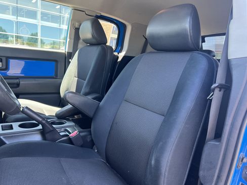 Used 2007 Toyota FJ Cruiser 4WD image 14