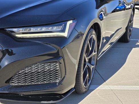 Used 2023 Acura TLX Type S image 9