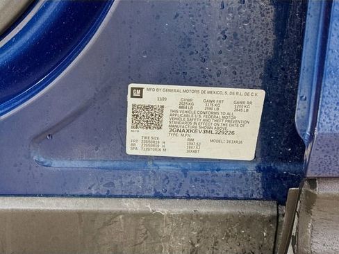 Used 2021 Chevrolet Equinox LT image 30