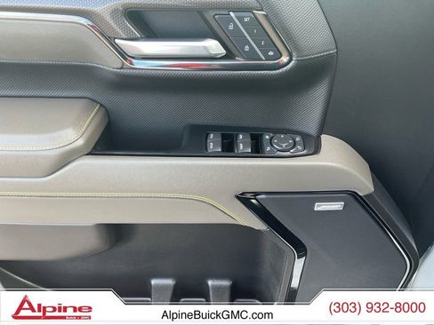 Used 2024 Chevrolet Silverado 1500 ZR2 w/ Technology Package image 19