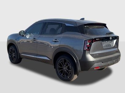 New 2025 Nissan Kicks SR