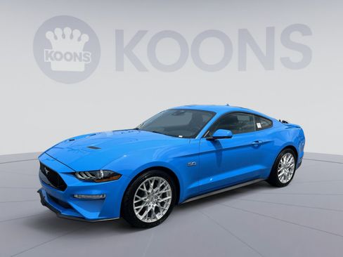 Used 2022 Ford Mustang GT Premium w/ Equipment Group 401A RWD image 1