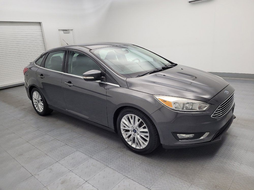 Used 2016 Ford Focus Titanium FWD image 11