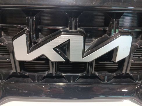 Used 2024 Kia Telluride EX X-Line AWD/4WD image 23