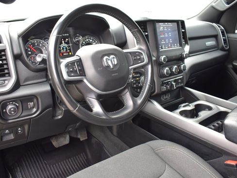 Used 2021 RAM 1500 Big Horn AWD/4WD image 3