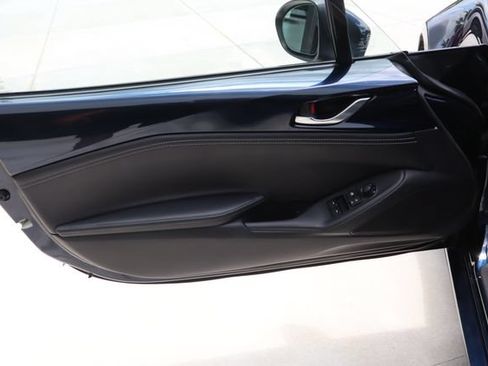 Used 2025 MAZDA MX-5 Miata RF Grand Touring RWD image 18