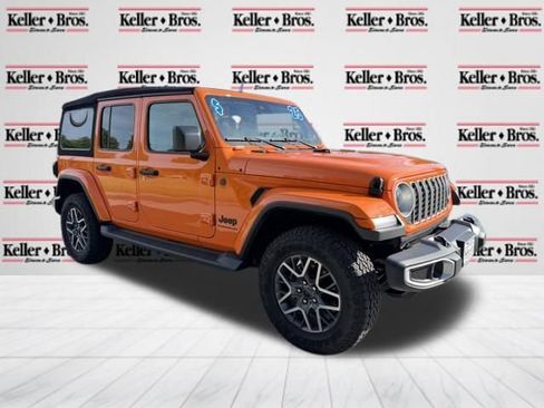 Certified 2025 Jeep Wrangler Unlimited Sahara AWD/4WD image 1