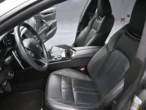 Used 2022 Maserati Ghibli GT RWD image 8