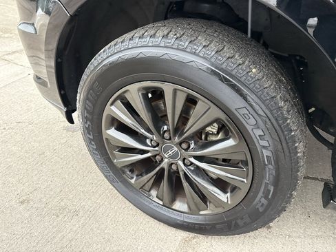 Used 2016 Lincoln Navigator Select image 39