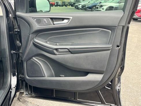 Used 2022 Ford Edge Titanium w/ Equipment Group 301A image 13