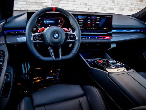 New 2026 BMW M5 Touring AWD/4WD image 15