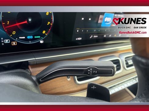 Used 2022 Mercedes-Benz GLS 450 4MATIC image 15