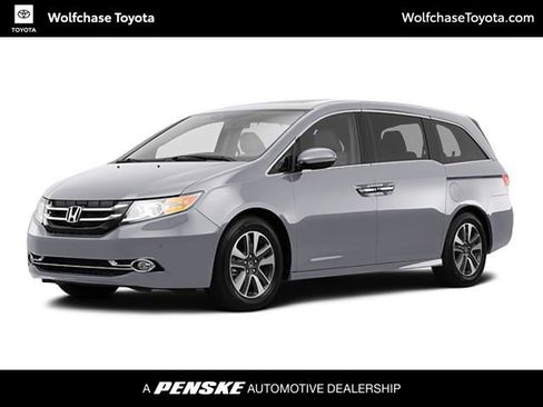 Used 2016 Honda Odyssey Touring image 1