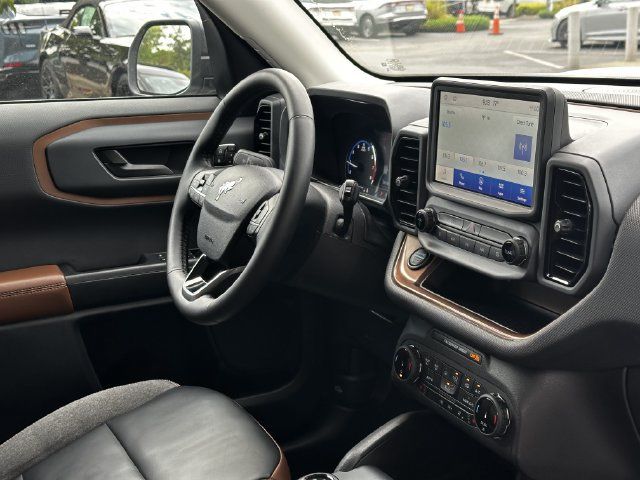 Certified 2024 Ford Bronco Sport Outer Banks w/ Tech Package AWD/4WD image 32