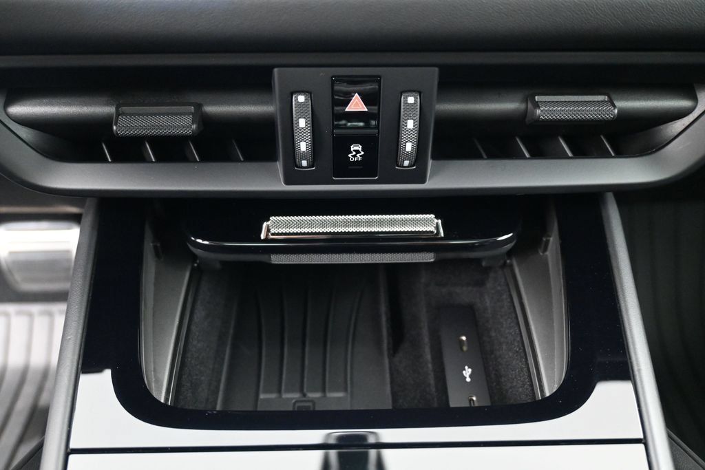 Certified 2024 Porsche Cayenne S AWD/4WD image 19