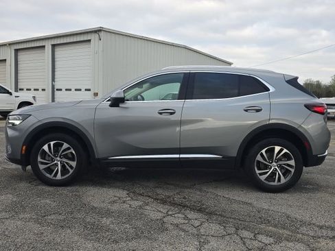 Used 2023 Buick Envision Essence image 2