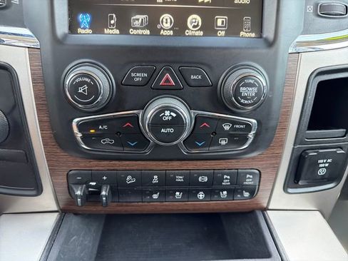 Used 2017 RAM 2500 Laramie AWD/4WD image 14