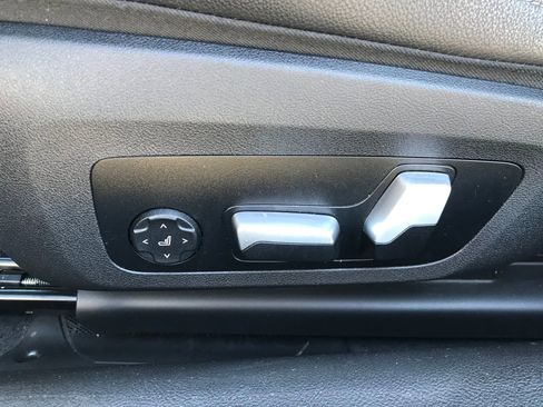 Used 2022 BMW 430i Convertible w/ Convenience Package image 19