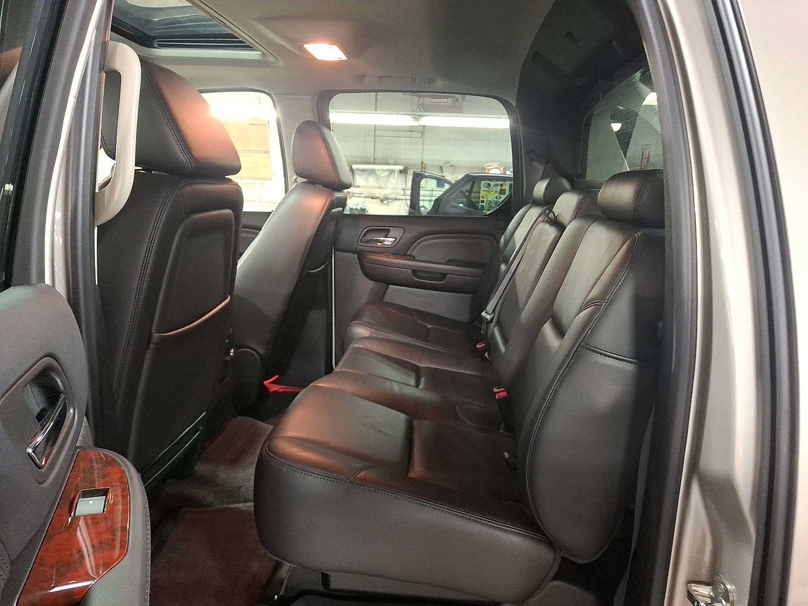 Used 2008 Cadillac Escalade EXT AWD/4WD image 10