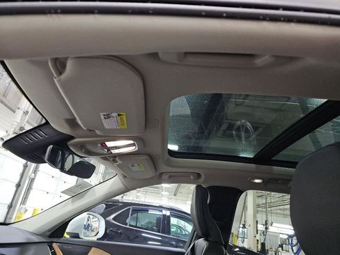 Certified 2023 Volvo XC90 T8 Plus w/ Protection Package Premier image 28