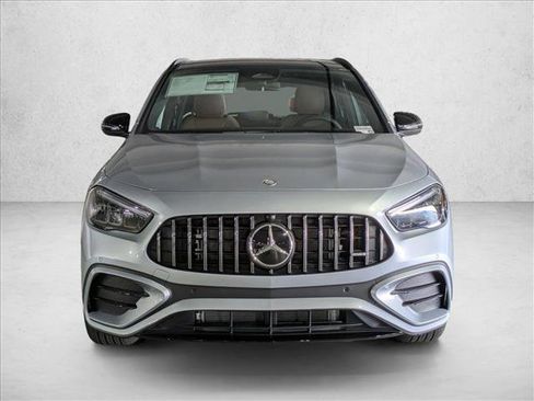 New 2026 Mercedes-Benz GLA 35 AMG 4MATIC image 6