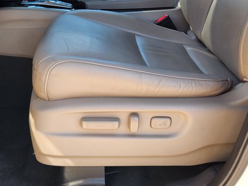 Used 2018 Honda Pilot Elite image 31