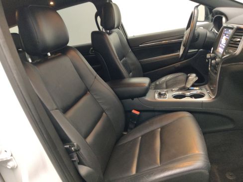Used 2018 Jeep Grand Cherokee Limited AWD/4WD image 21