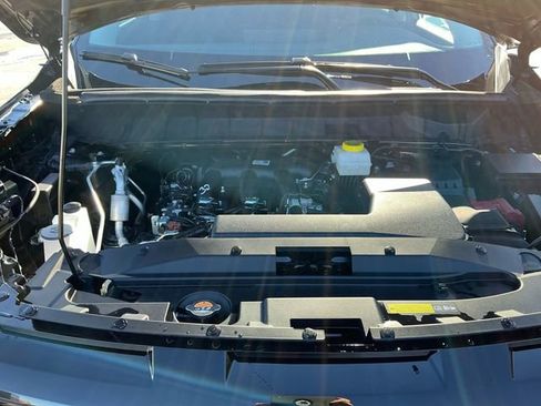 New 2026 Nissan Pathfinder SV image 17