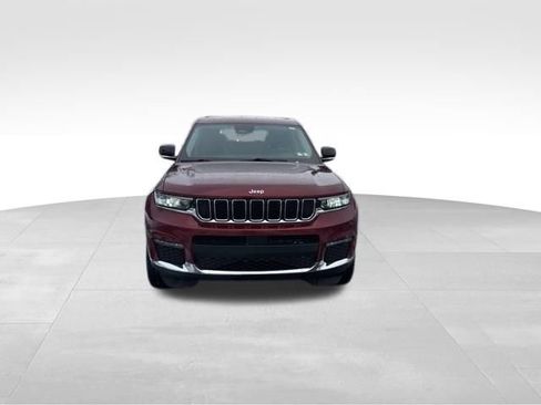 Used 2022 Jeep Grand Cherokee L Limited image 9