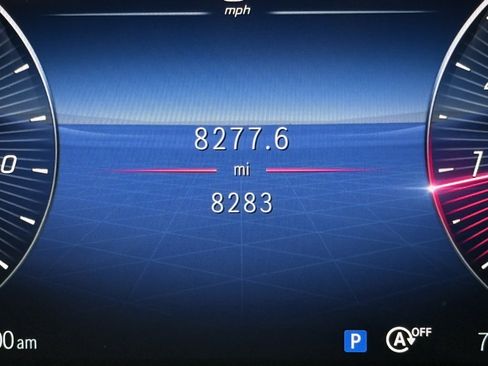 Used 2024 Mercedes-Benz GLB 250 image 16