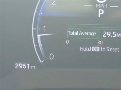 Used 2026 Toyota Corolla Cross LE FWD image 11